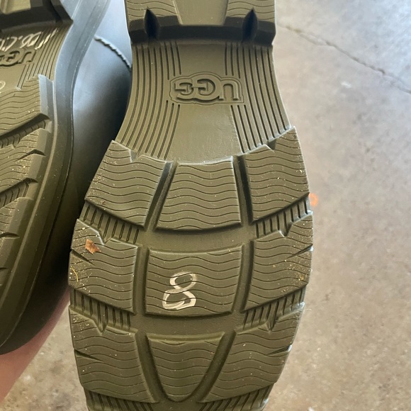 Ugg rain boot - Picture 4 of 5